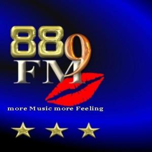 889fm